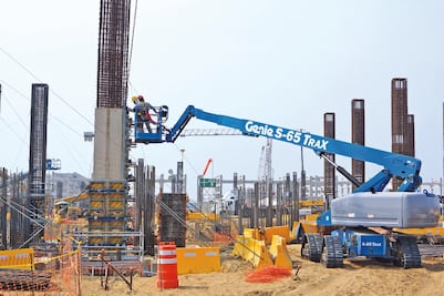 Pide CEESP bajar gasto no productivo y deuda