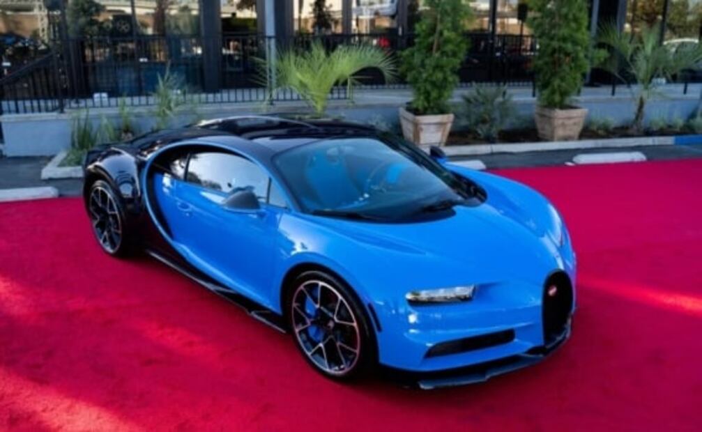 El Bugatti del Canelo Álvarez que puedes comprar a pagos mensuales