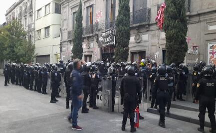 Policía recupera casa de CNDH en Centro Histórico tras agresión a mujer por encapuchadas