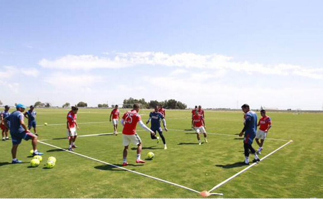 Los jugadores de Guadalajara durante un entrenamiento.Tomada de: @Chivas