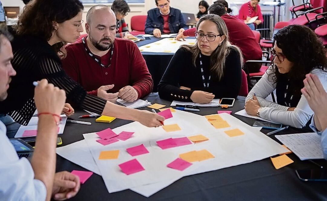 Imagen de una de las generaciones que conforman diversos actores culturales en su Creative Leadership Programme (CLP), que impulsa el British Council. Foto: British Council