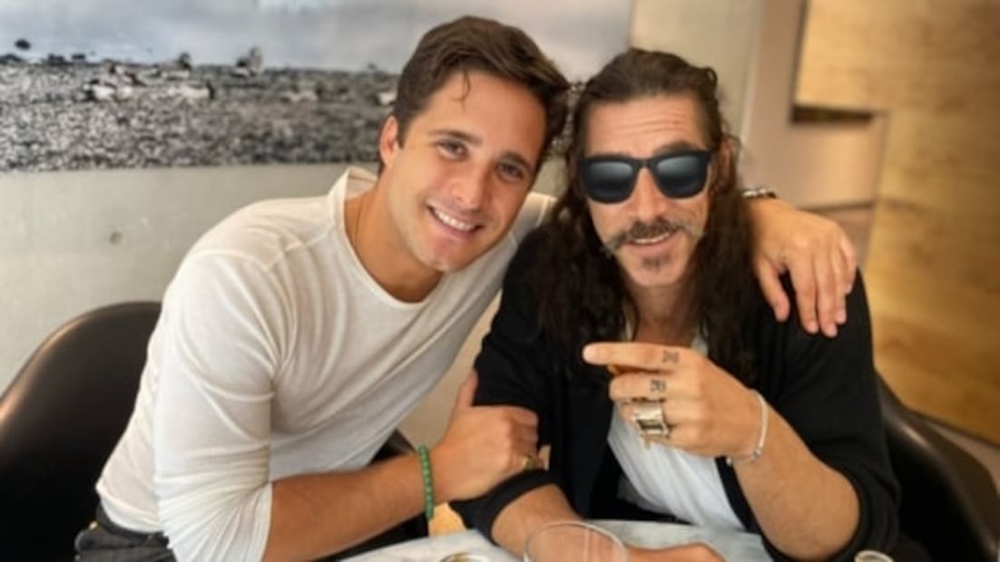 "Luis Miguel" y "Luisito Rey" se reúnen para pasar la tarde