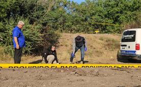 Colectivos hallan 4 cuerpos en fosas clandestinas en Elota, Sinaloa; difunden prendas para identificarlos