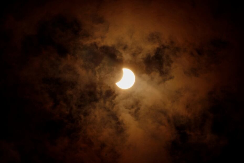 Eclipse total de sol. Así se vio el fenómeno astronómico del 2020