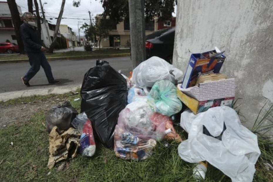 Vecinos denuncian problemas de recolección de basura en Toluca
