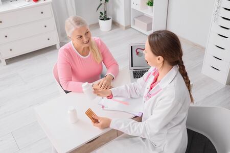 Menopausia sin tabúes: reivindicando la autonomía y salud integral de la mujer