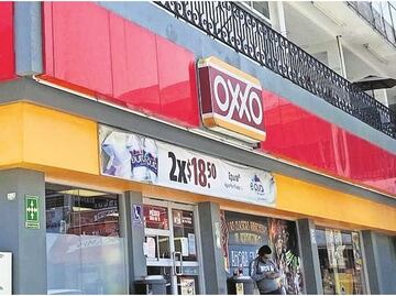 Oxxo "abre la segunda caja" y se defiende con video de ataques de AMLO por tarifas eléctricas