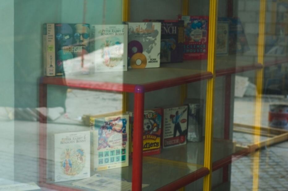 Encuentran Apple Store abandonada con productos de colección