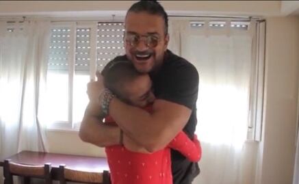 Ricardo Arjona sorprende a fan con cáncer