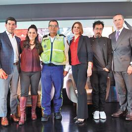 Arriesgan su vida por la Metrópoli