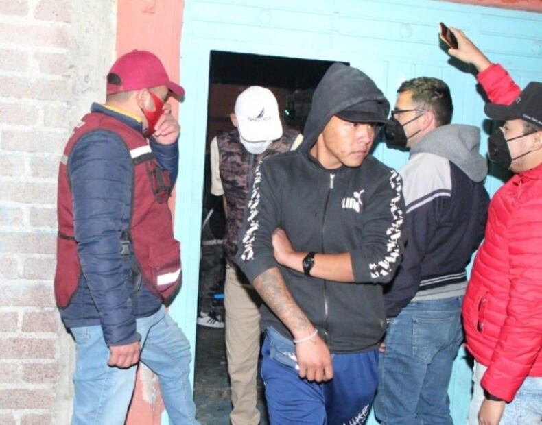 Por dispersar fiestas en Ecatepec, lesionan a policías con piedras