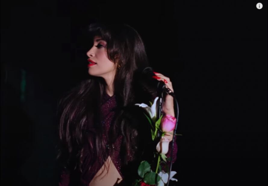 Ella es Christian Serratos, quien le dará vida a Selena en la nueva serie