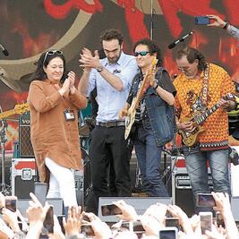 Metro sorprende a usuarios con concierto de El Tri