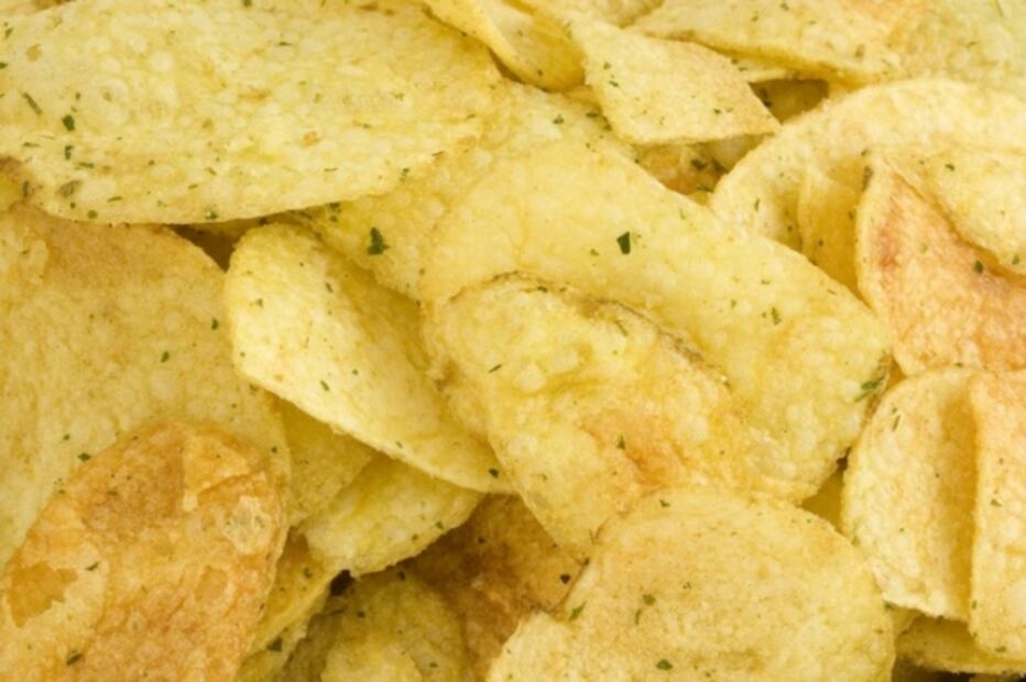 ¿Qué ingredientes tienen las papas fritas de bolsa? 