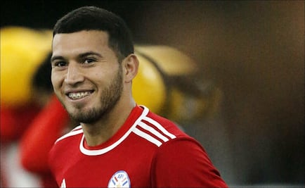 Juan Escobar llega el jueves a México para firmar con Cruz Azul