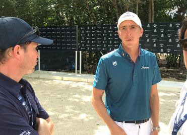 Mexicanos acechan primeros lugares en el Mayakoba Classic