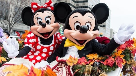 Minnie y Mickey Mouse denuncian "tocamientos indebidos" de turistas