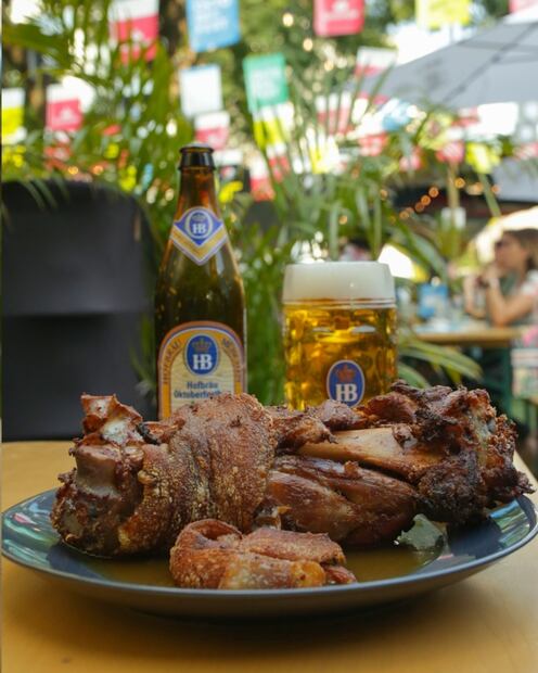 Lánzate al Oktoberfest, el evento que celebra a la chela en CDMX