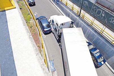 Tras robar un auto, policías abaten a delincuente