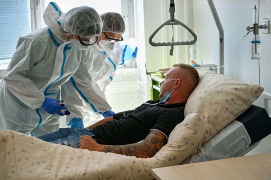 Vacuna contra Covid-19 no peligra por reinfecciones de coronavirus