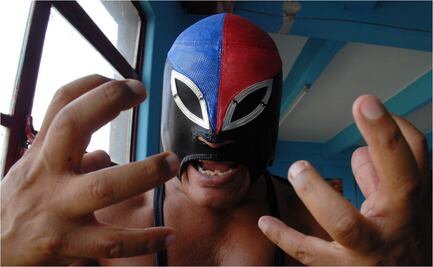 El luchador Fuerza Guerrera inicia su campaña de retiro en la Arena México