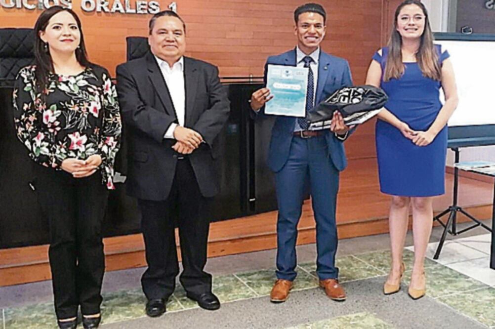 Segunda etapa. Óscar Jhovani representará a Zacatecas en la semifinal del Concurso Nacional de Oratoria EL UNIVERSAL / ESPECIAL