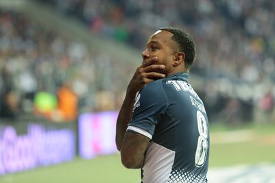 Pabón, a nada de salir de Monterrey