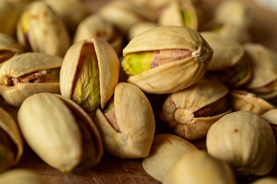 Los pistaches se pueden comer con o sin cáscara. Foto: Pixabay