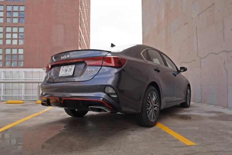 A prueba: KIA Forte 2022 GT, cambios pequeños pero sustanciosos