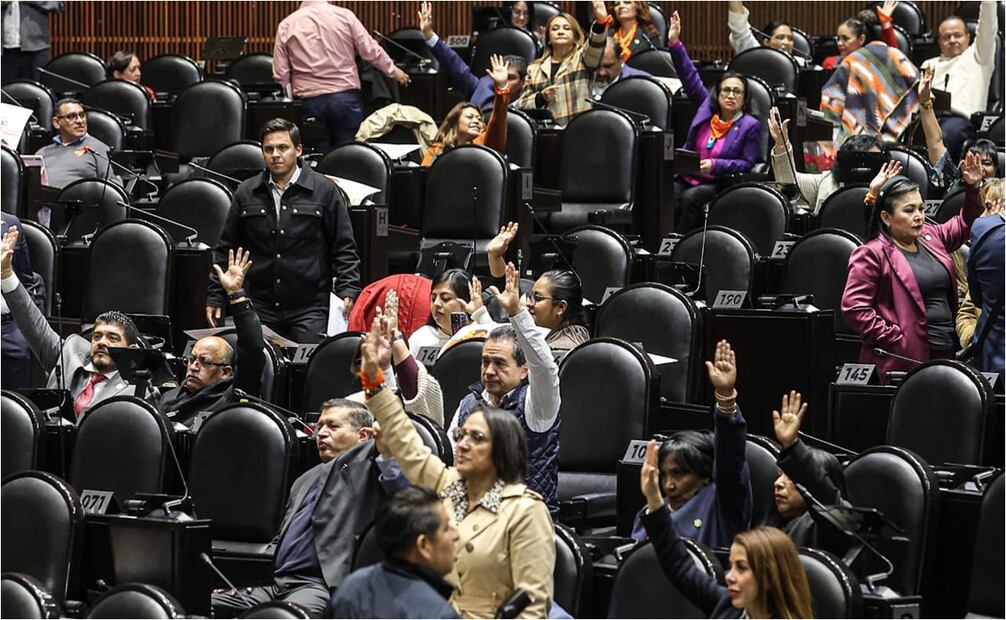 Diputados avalan Ley de Ingresos. Foto: Gabriel Pano/EL UNIVERSAL