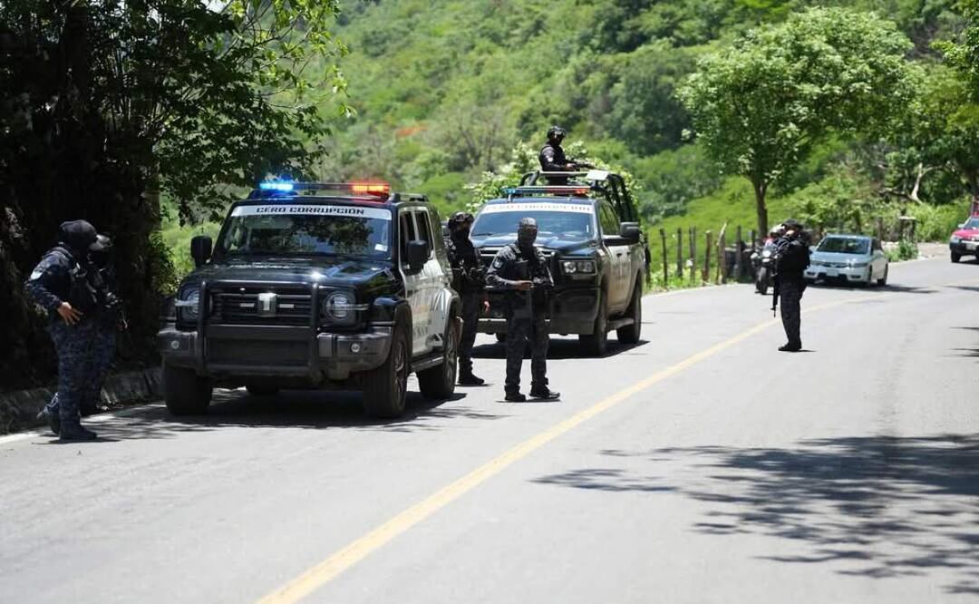Tropas de la VII Región Militar, Guardia Nacional y la Policía de Chiapas toman el poblado El Sabinalito en busca de los asesinos de 5 agentes (04/06/2025). Foto: Especial