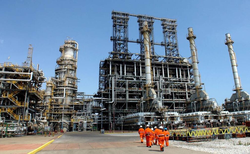 Aguas someras y tierra son la clave del éxito en la búsqueda de hidrocarburos de Pemex. Foto: EFE