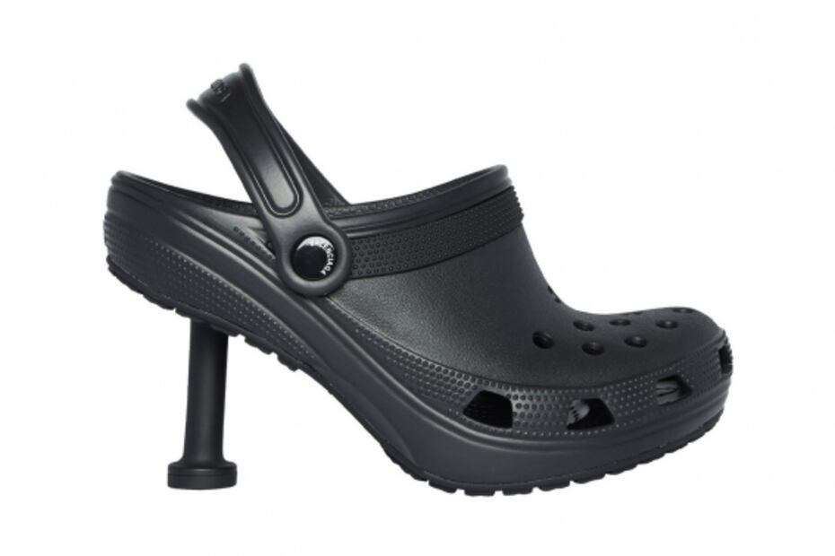 Balenciaga y Crocs enloquecen a las redes sociales con su nueva colaboración 