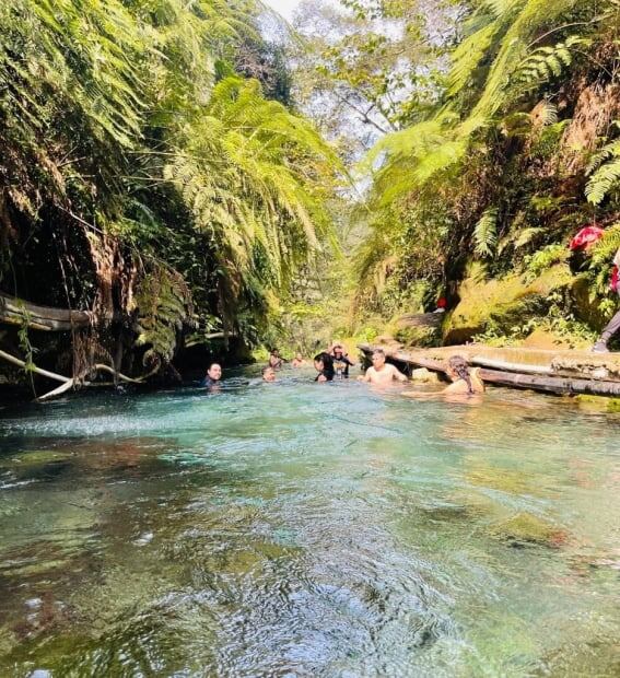 Pancho Poza, el paraíso color turquesa que casi nadie conoce
