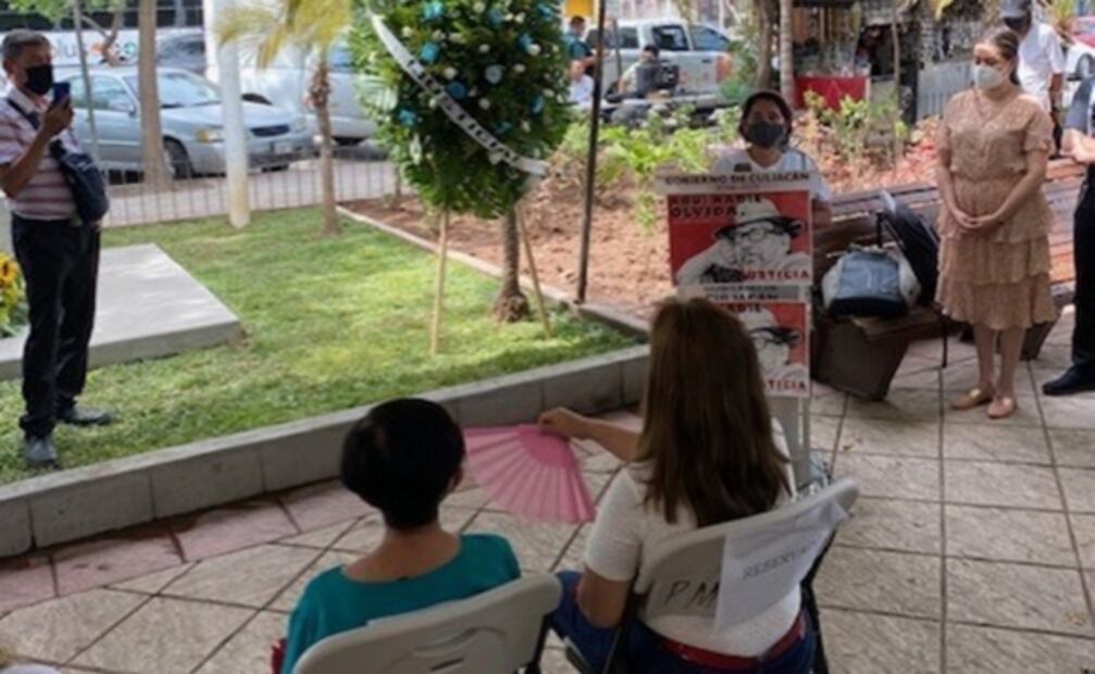 A cuatro años de su asesinato, develan busto de Javier Valdez Cárdenas en Sinaloa