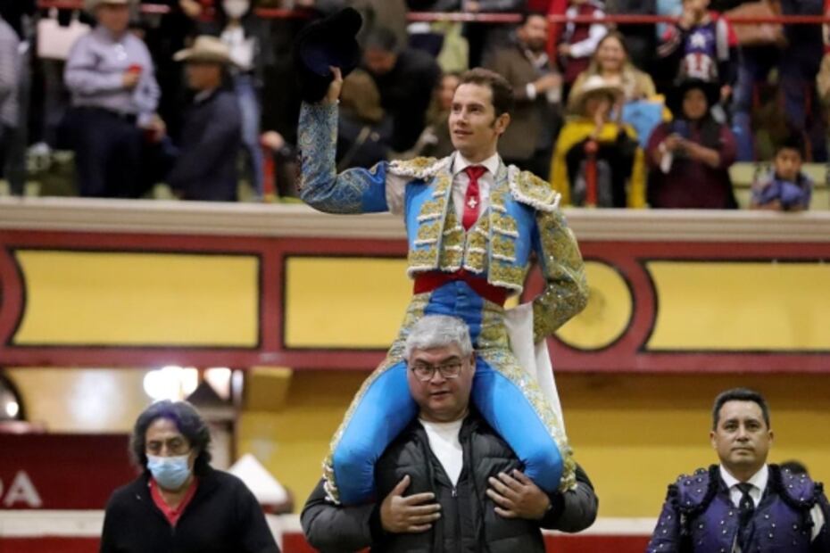 Ocho con Ocho. Por los rumbos del toreo