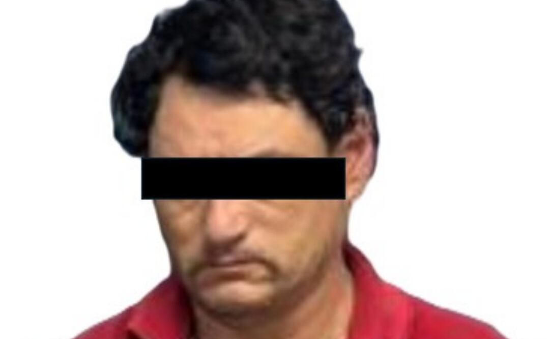 Detienen a conductor de tractocamión con 14 fusiles en Ímuris, Sonora (01/10/2025). Foto: Especial