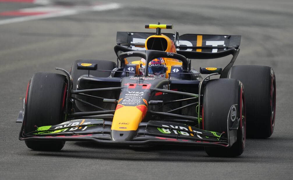Checo Pérez, eliminado en la Q2 de Singapur; conoce en qué lugar largará FOTO: AFP