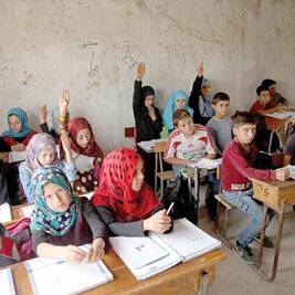 Tropas sirias y yihadistas se atacan en área desmilitarizada