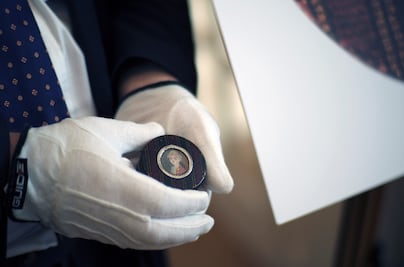 Descubren miniatura de Mozart; sugieren que alentó el origen del fanatismo