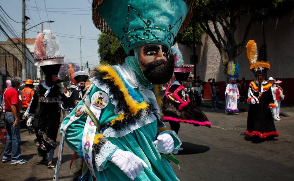 Chinelos en la inauguración de la Flor Más Bella del Ejido en Xochimilco. Foto: Brenda Martínez/ EL UNIVERSAL