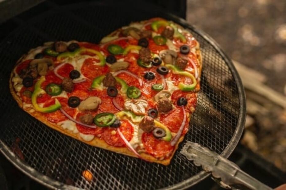 Navidad, pizza y fogata en un restaurante al aire libre en el Ajusco 