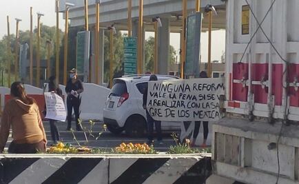 Protestan alumnos de la FES Aragón en caseta de Chalco