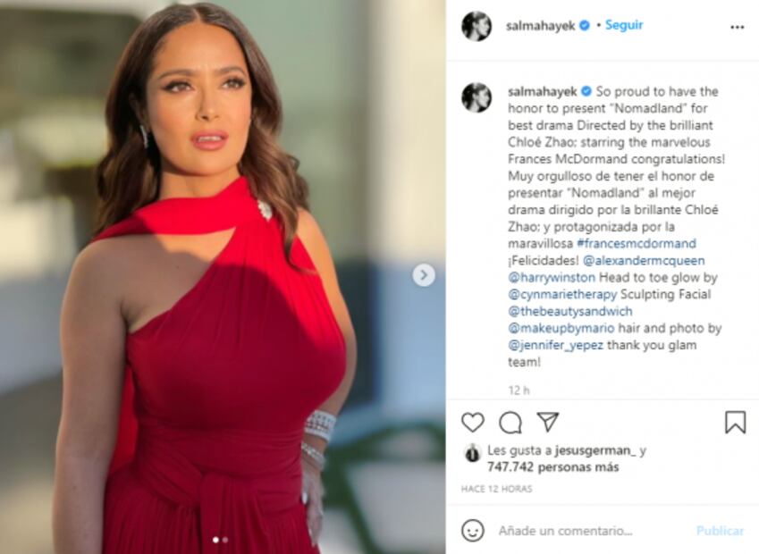 El vestido de lujo rojo con el que Salma Hayek impactó en los Golden Globes