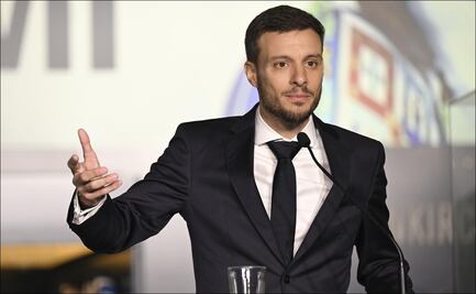 Martín Anselmi asombra tras entrenamiento del Porto; realizó entrevista en portugués