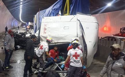 Accidente en autopista México-Naucalpan deja 13 personas heridas; cuatro fueron hospitalizadas