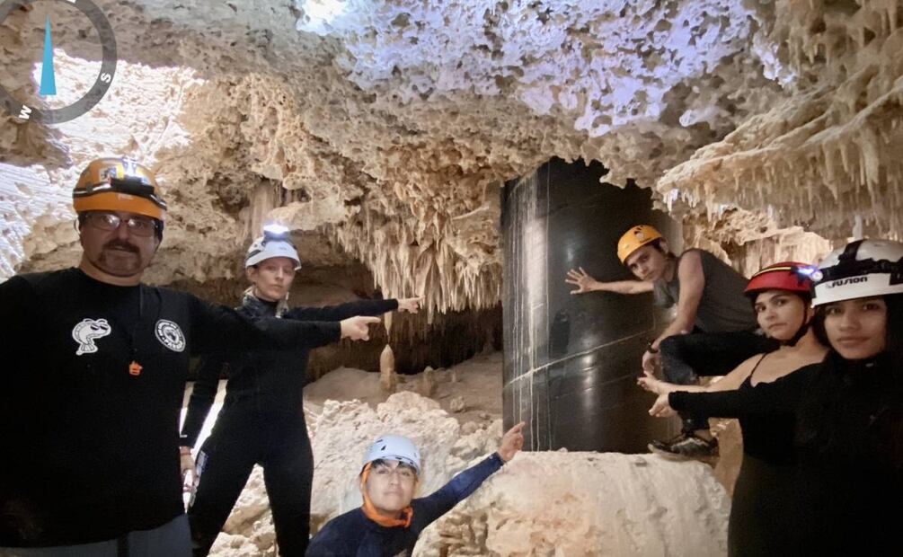 Pilote perforando cueva. Foto: Tomada de @cris_n0