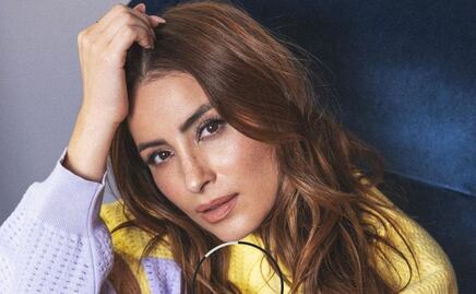 Cynthia Rodríguez impacta en redes con traje de baño blanco