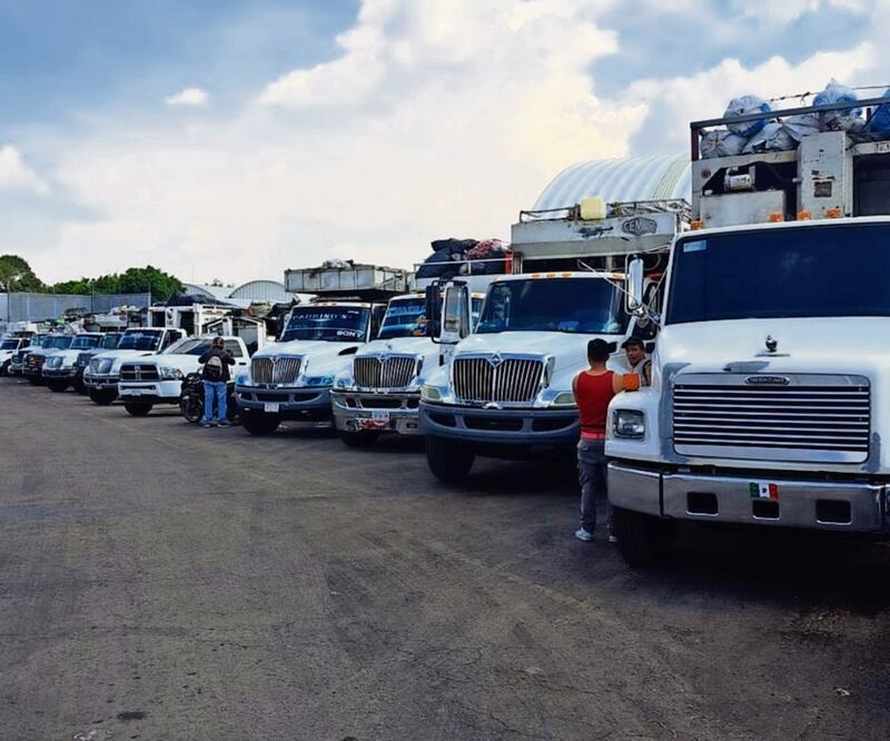 La alcaldía Cuauhtémoc ha denunciado que hay vehículos oficiales parados por escasez de combustible. Foto: Especial