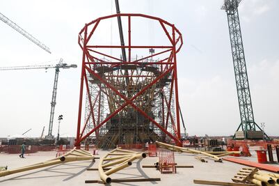 Pone Fitch en observación negativa bonos del NAIM